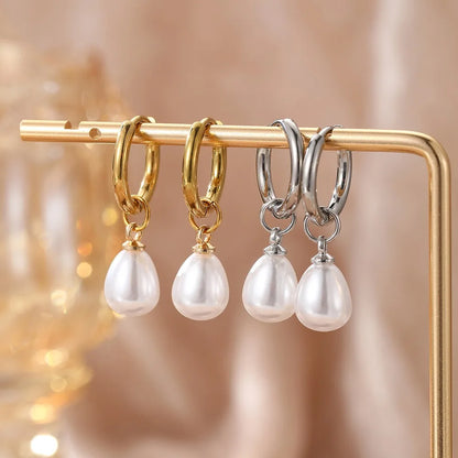 The Noelle Pearl Earrings | Minimal Pearl Drop Earrings