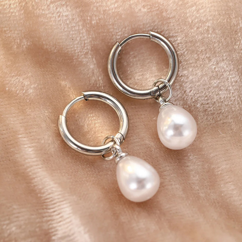 The Noelle Pearl Earrings | Minimal Pearl Drop Earrings