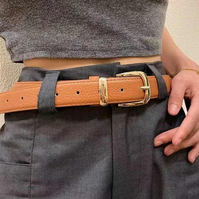 The Almara Belt | Minimal Black Leather Belt