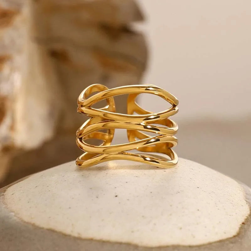 The Céleste Ring | Minimalist Gold Statement Ring