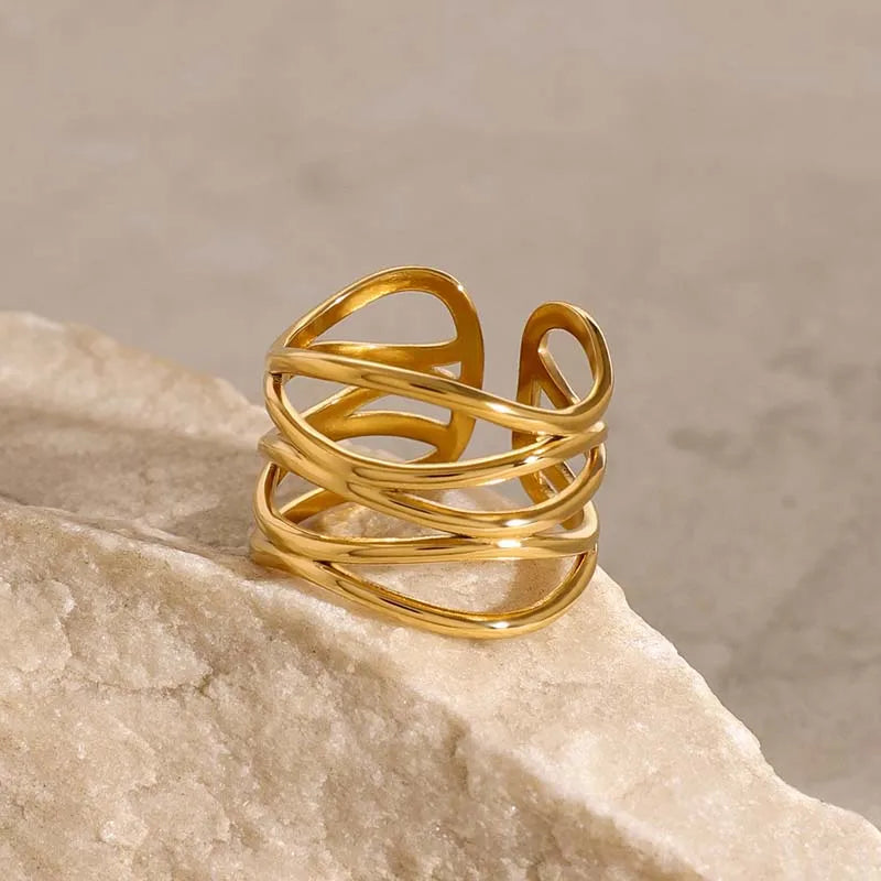 The Céleste Ring | Minimalist Gold Statement Ring