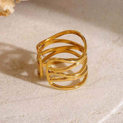 The Céleste Ring | Minimalist Gold Statement Ring